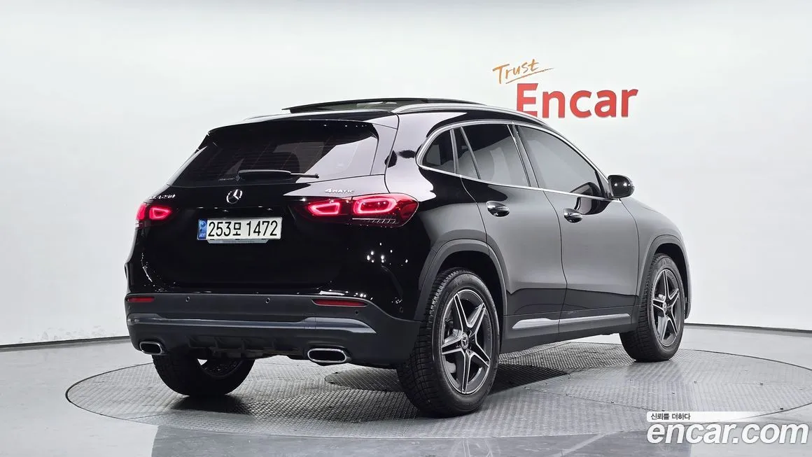 Mercedes-Benz GLA-Class — фото 9
