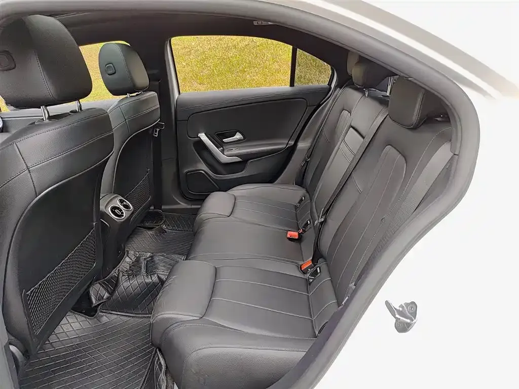 Mercedes-Benz A-Class 2021 из CN, фото 8