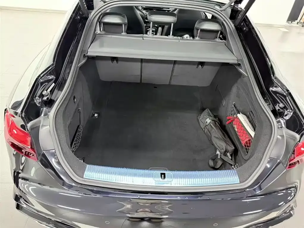 Audi RS 5 2024 из CN, фото 10