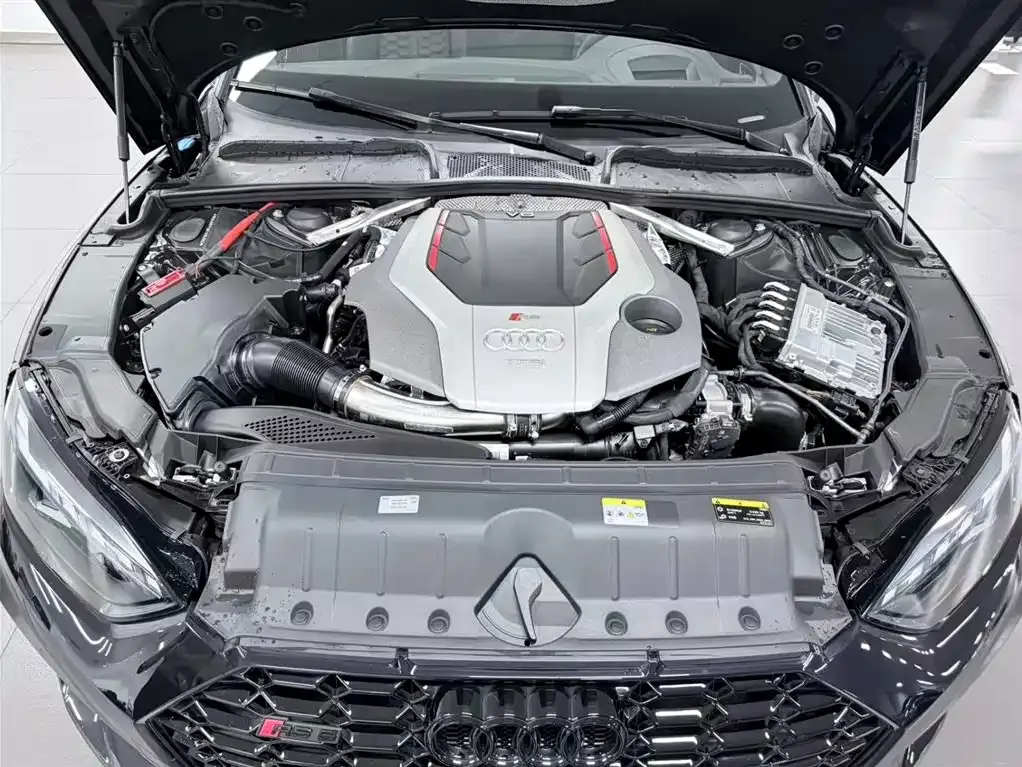 Audi RS 5 2024 из CN, фото 6