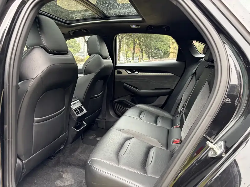 Geely Xingrui 2023 из CN, фото 8