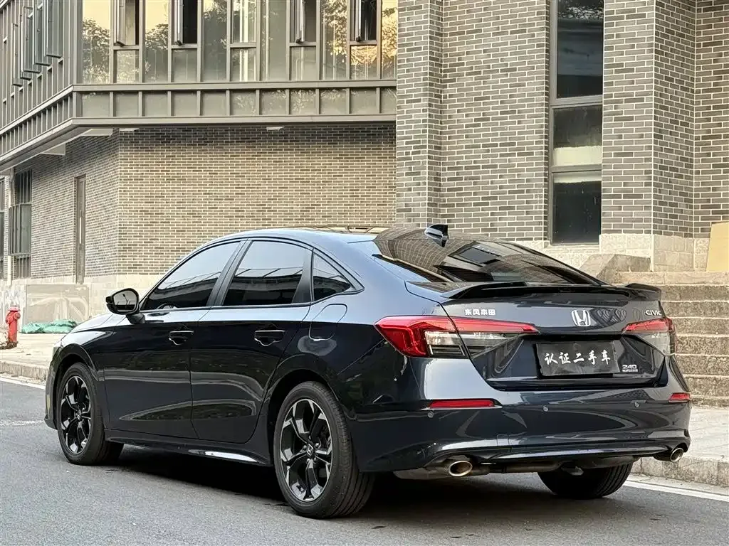 Honda Civic 2024 из CN, фото 9
