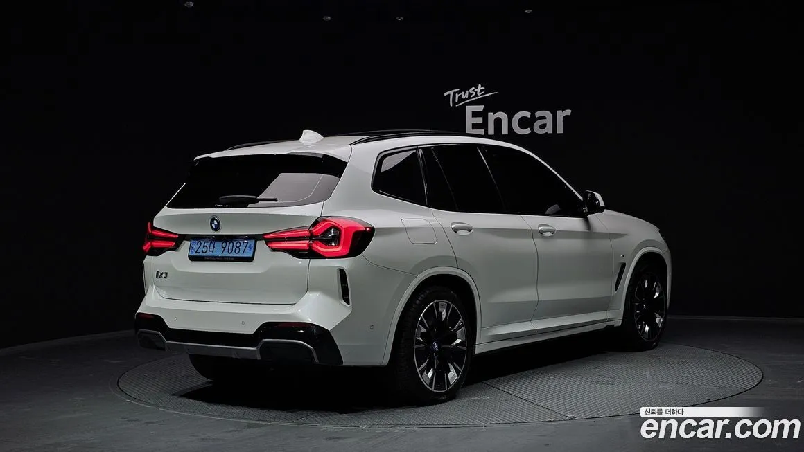 BMW iX3 2023 из KR, фото 5