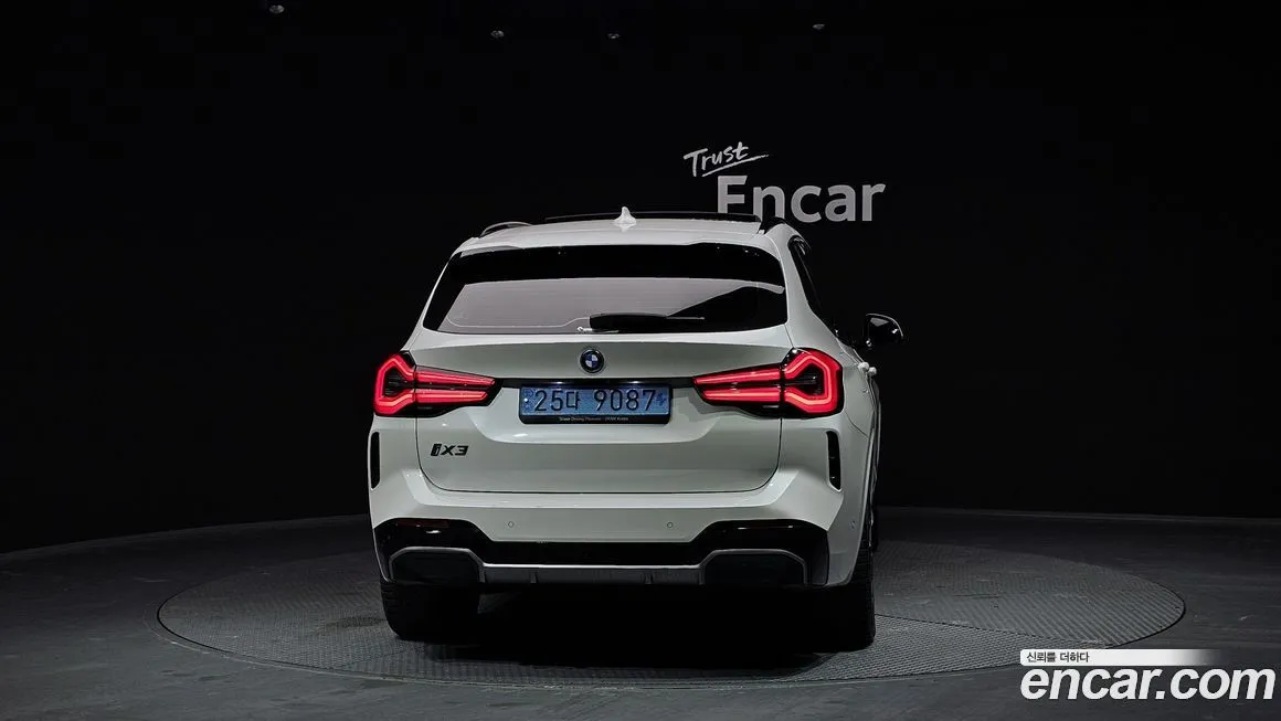 BMW iX3 2023 из KR, фото 4