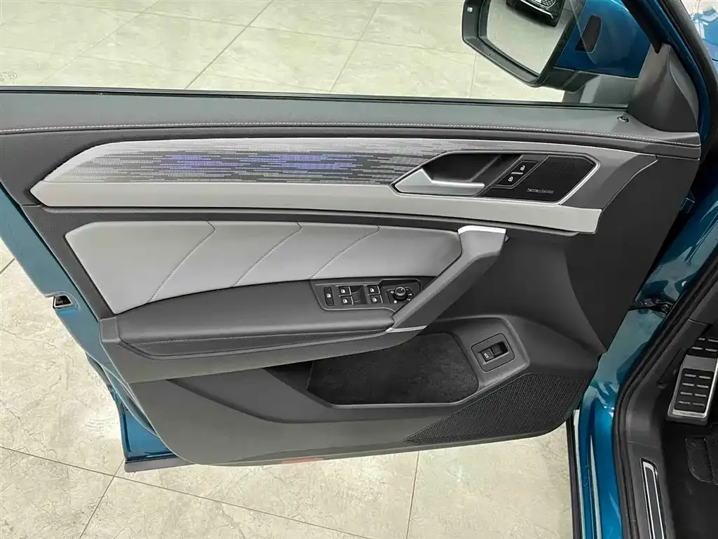 Volkswagen Tayron 2022 из CN, фото 10