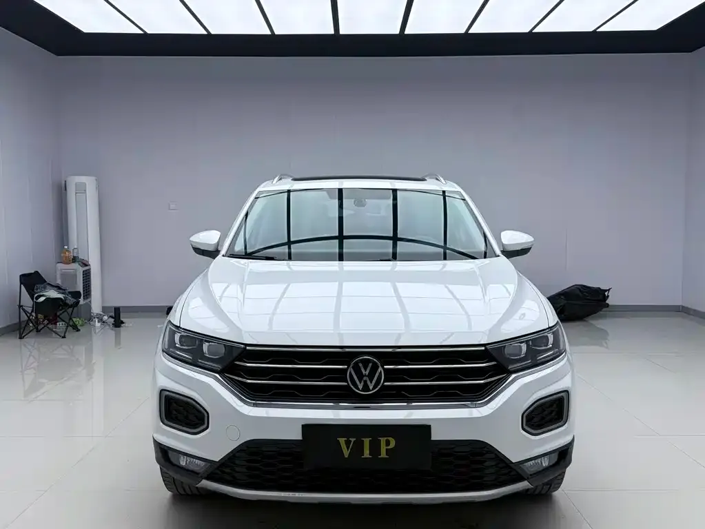 Volkswagen T-Roc 2023 из CN, фото 2