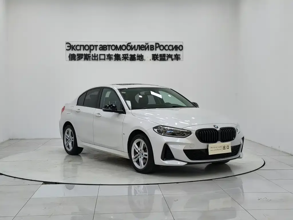 BMW 1 Series 2022 из CN, фото 1