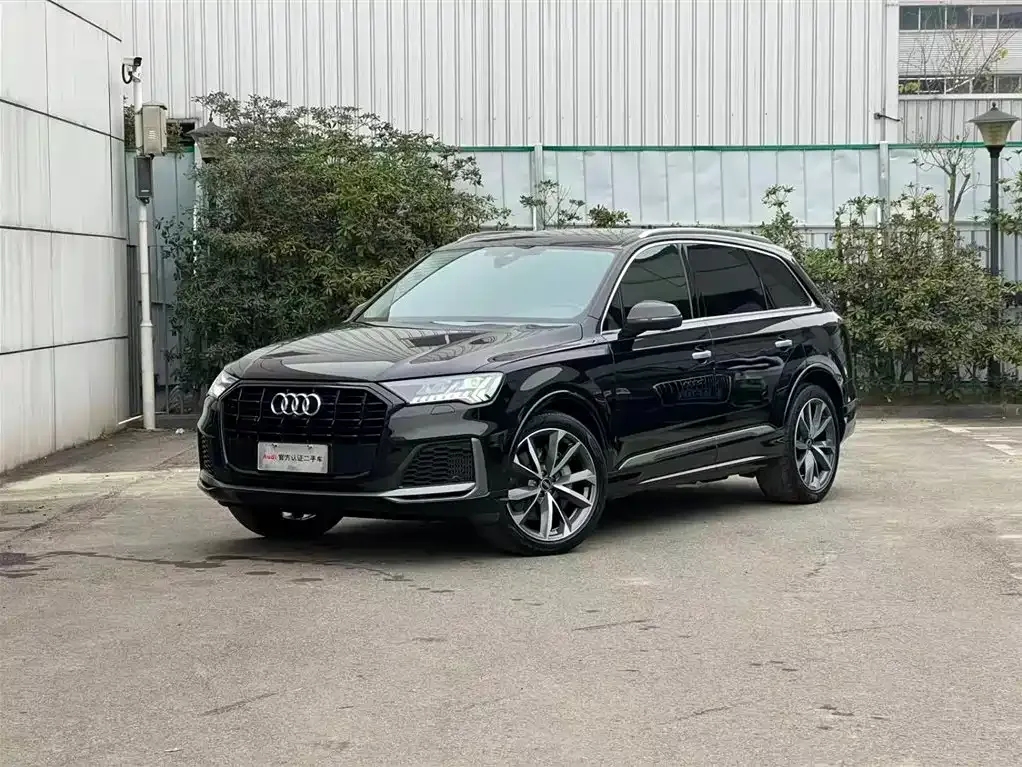 Audi Q7 2022 из CN, фото 1