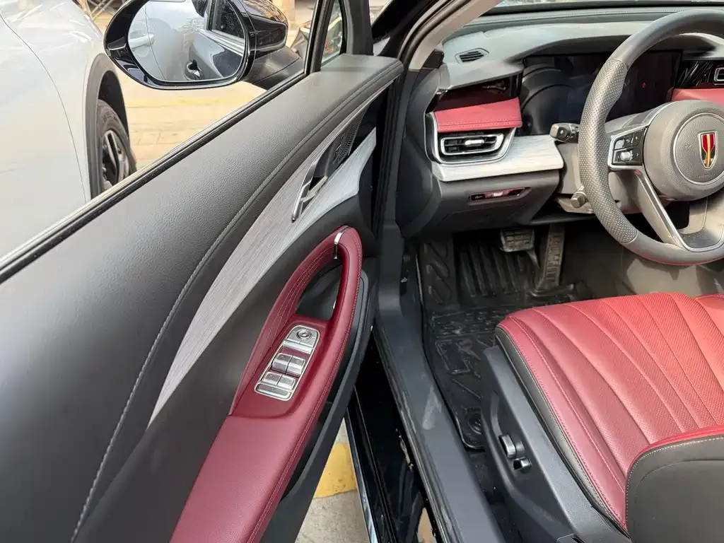 Hongqi H5 2025 из CN, фото 4