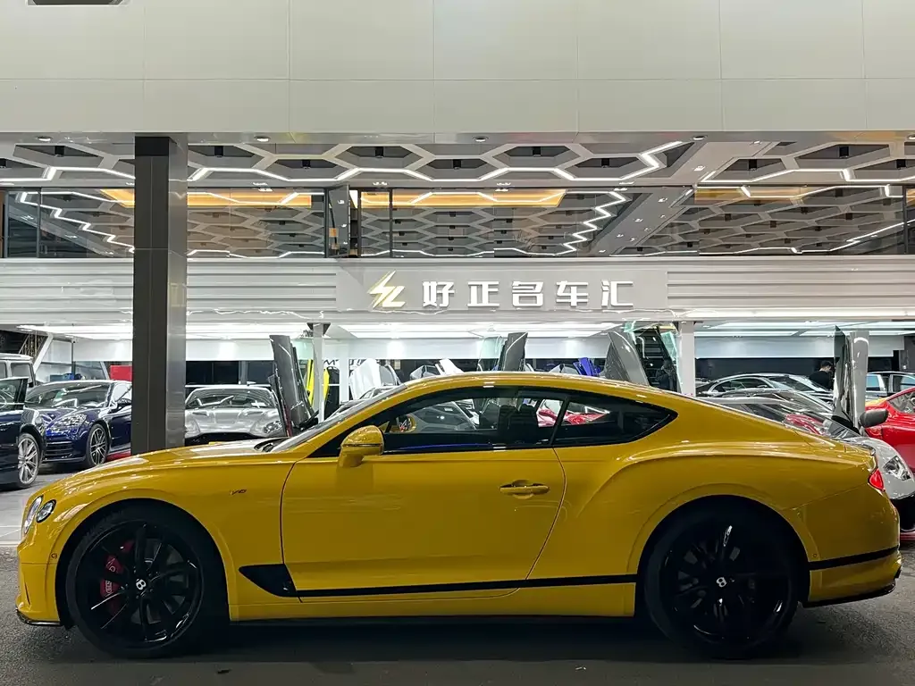 Bentley Continental 2022 из CN, фото 5