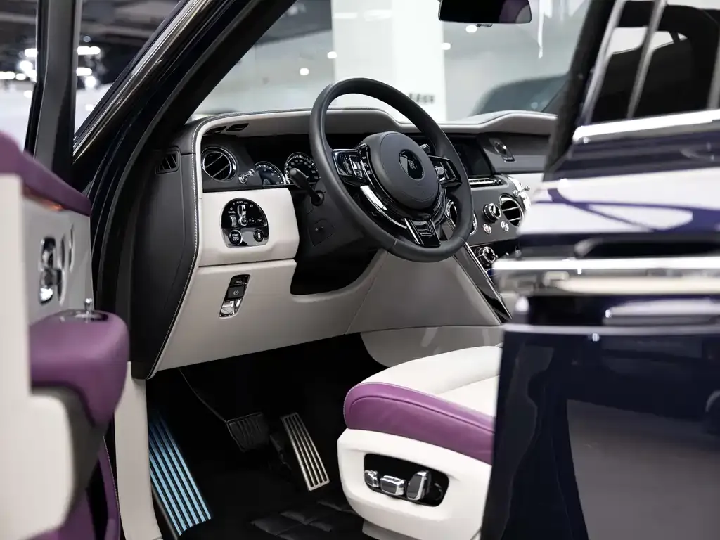 Rolls-Royce Cullinan 2021 из CN, фото 10