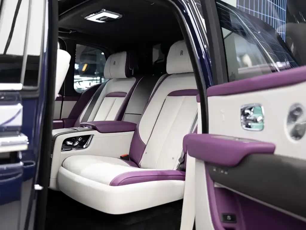Rolls-Royce Cullinan 2021 из CN, фото 3