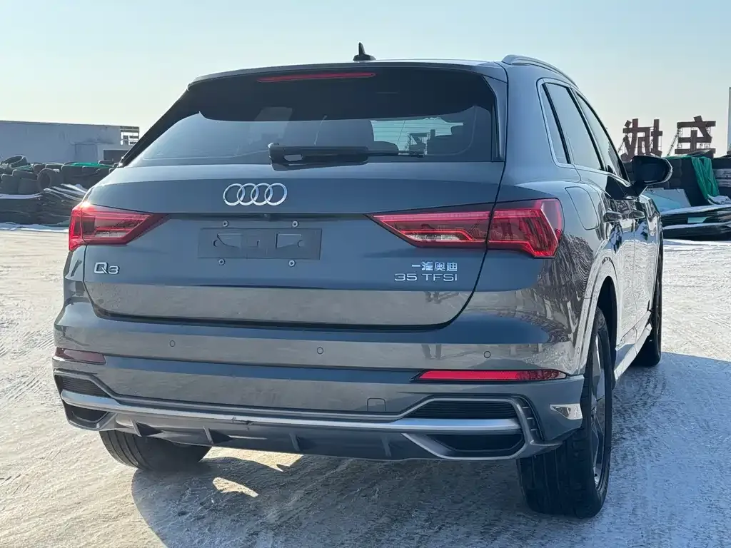 Audi Q3 — фото 3