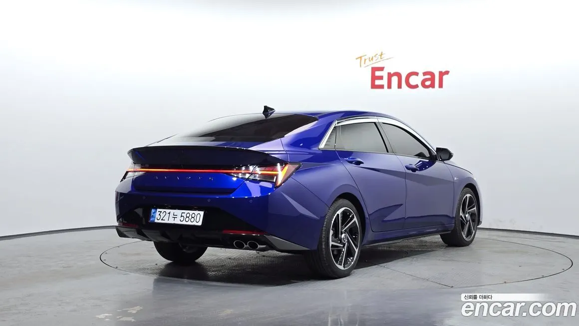 Hyundai AVANTE — фото 2