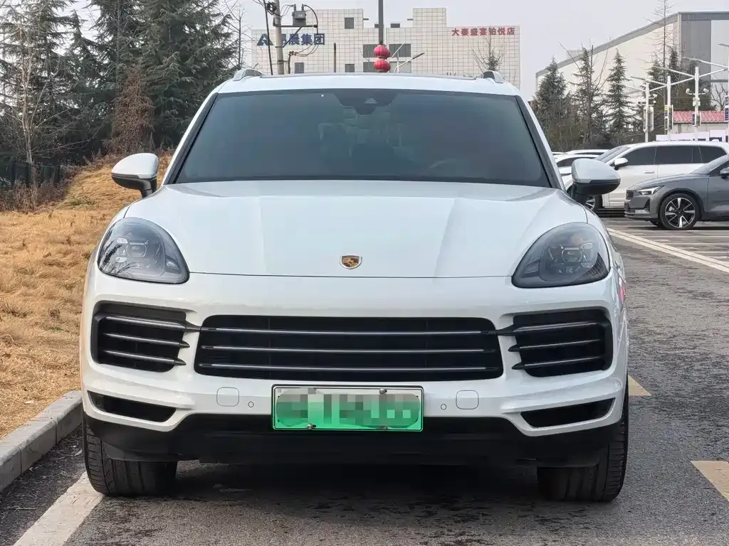Porsche Cayenne Hybrid — фото 7