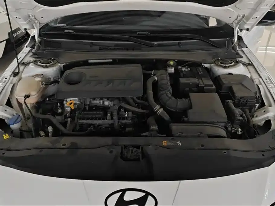 Hyundai Elantra 2024 из CN, фото 10