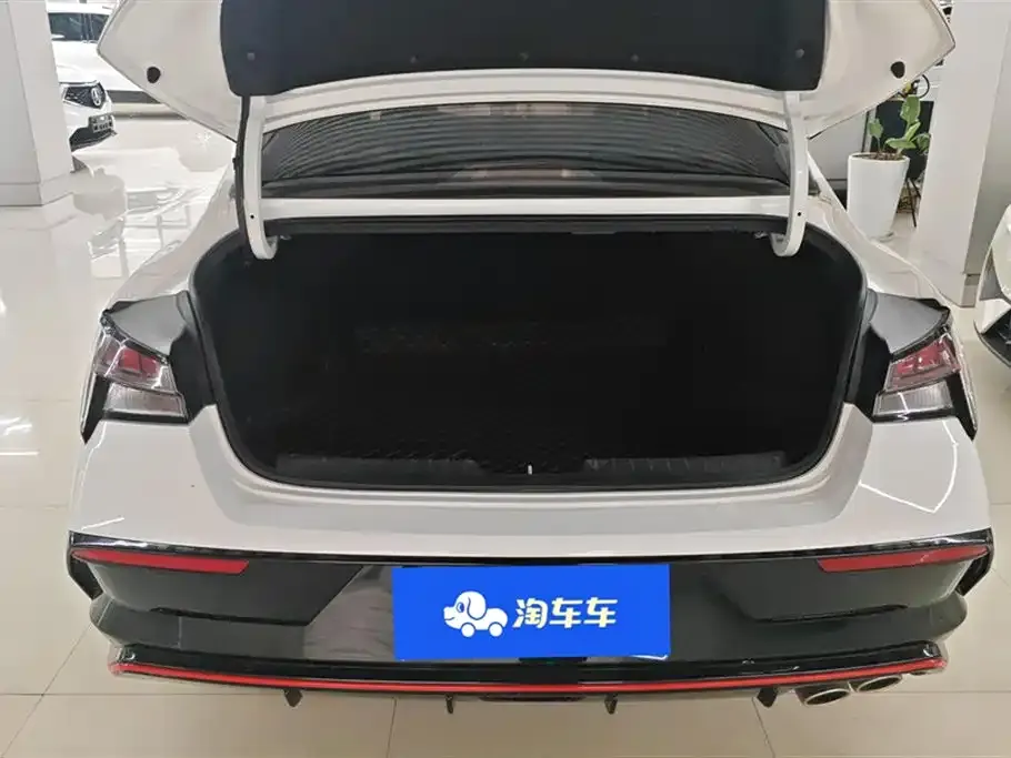 Hyundai Elantra 2024 из CN, фото 4