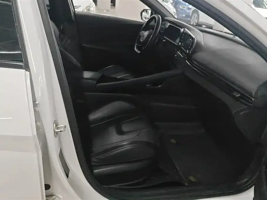 Hyundai Elantra 2024 из CN, фото 8
