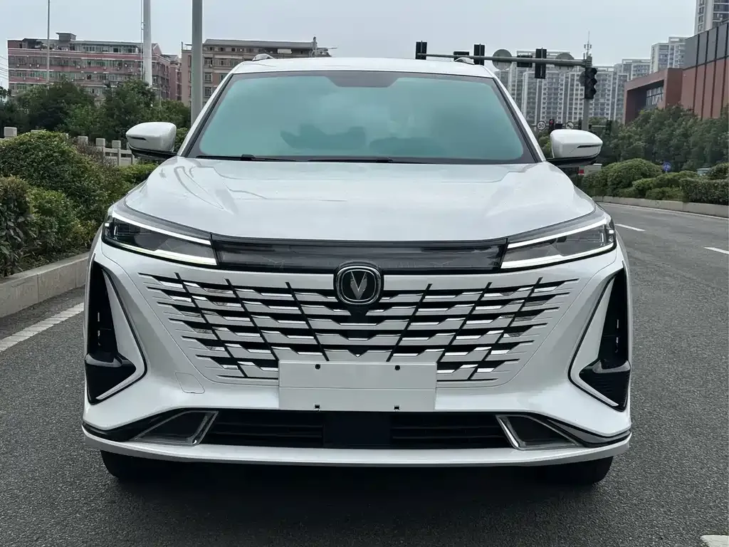 Changan CS75PLUS 2024 из CN, фото 3