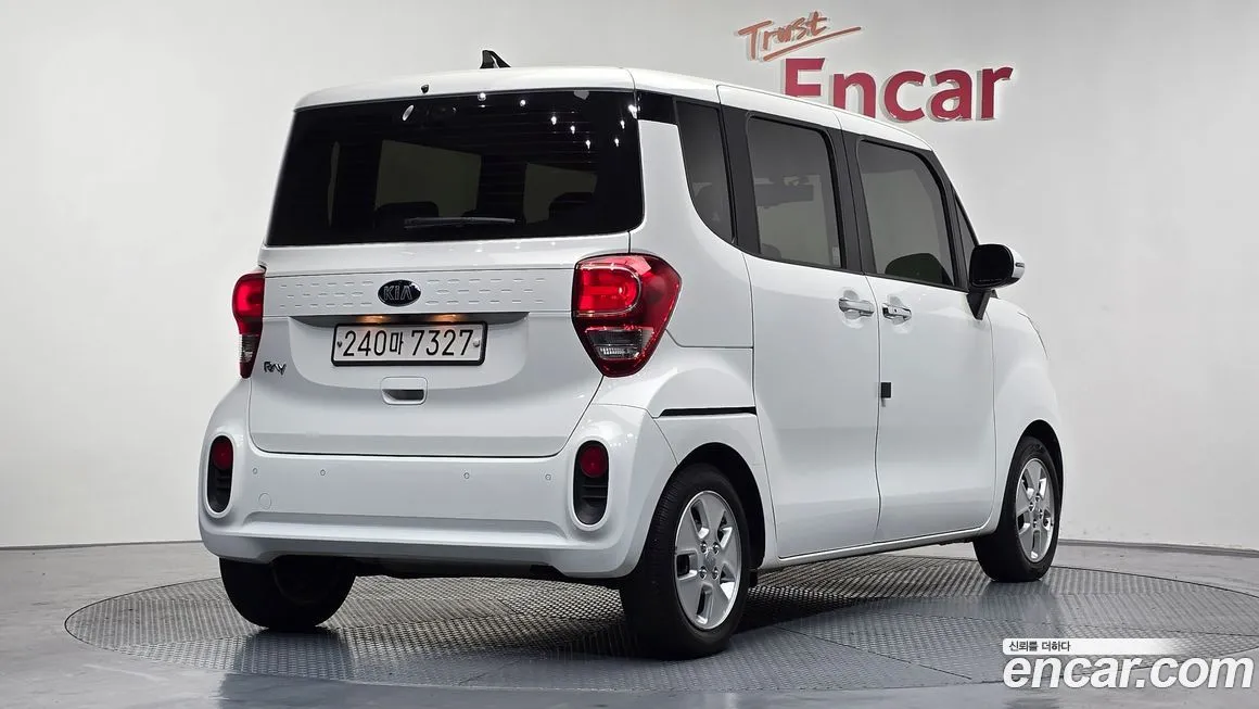 Kia RAY — фото 2