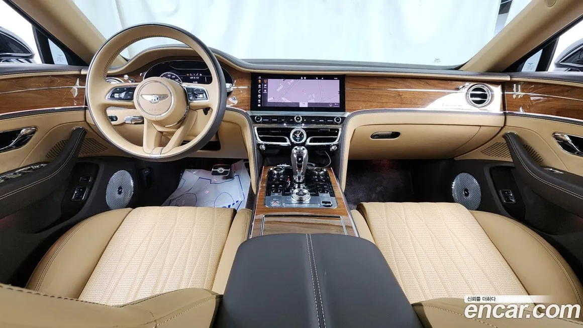 Bentley Flying Spur 2023 из KR, фото 7