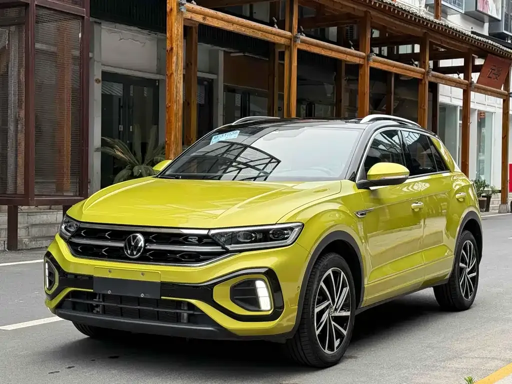 Volkswagen T-Roc 2023 из CN, фото 1