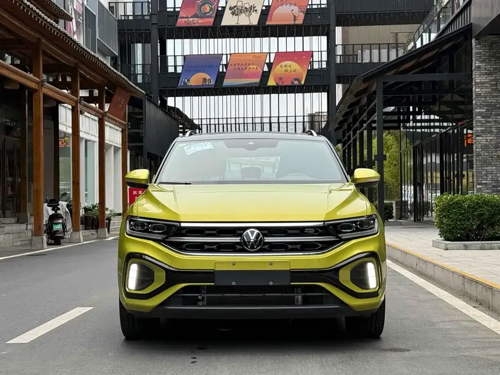 Volkswagen T-Roc 2023 из CN, фото 5