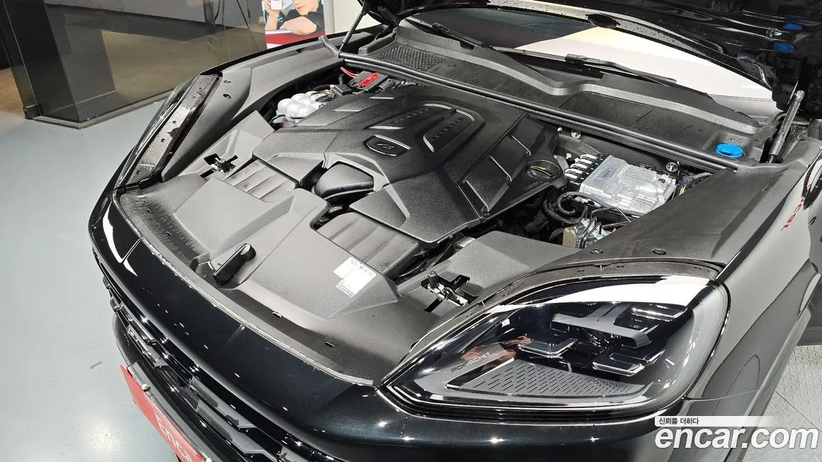 Porsche Cayenne 2024 из KR, фото 7