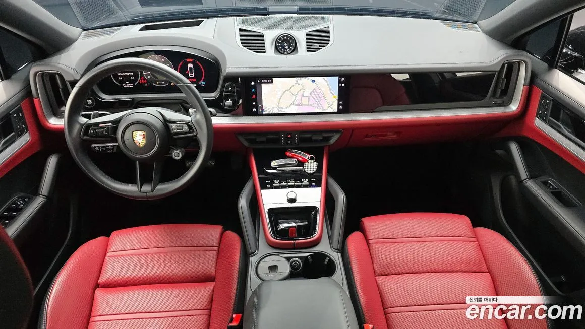 Porsche Cayenne 2024 из KR, фото 8