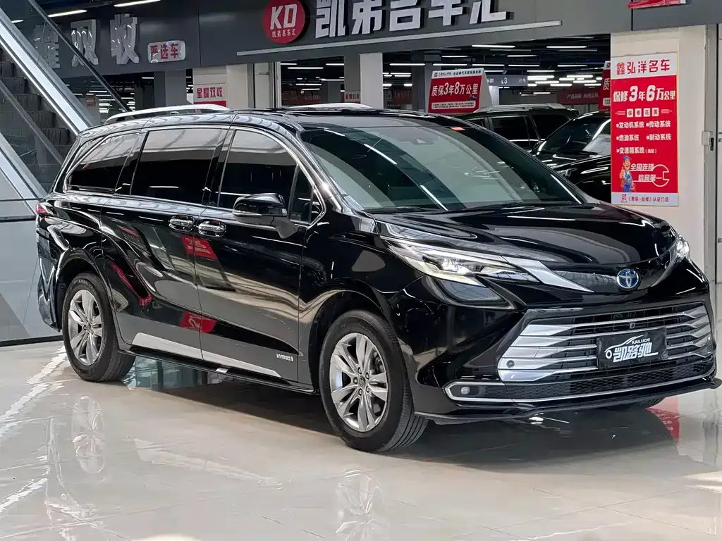 Toyota Sienna 2022 из CN, фото 8