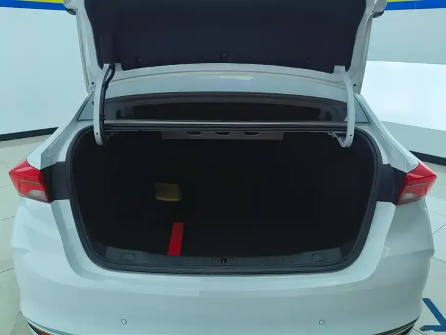 Buick Verano 2024 из CN, фото 2
