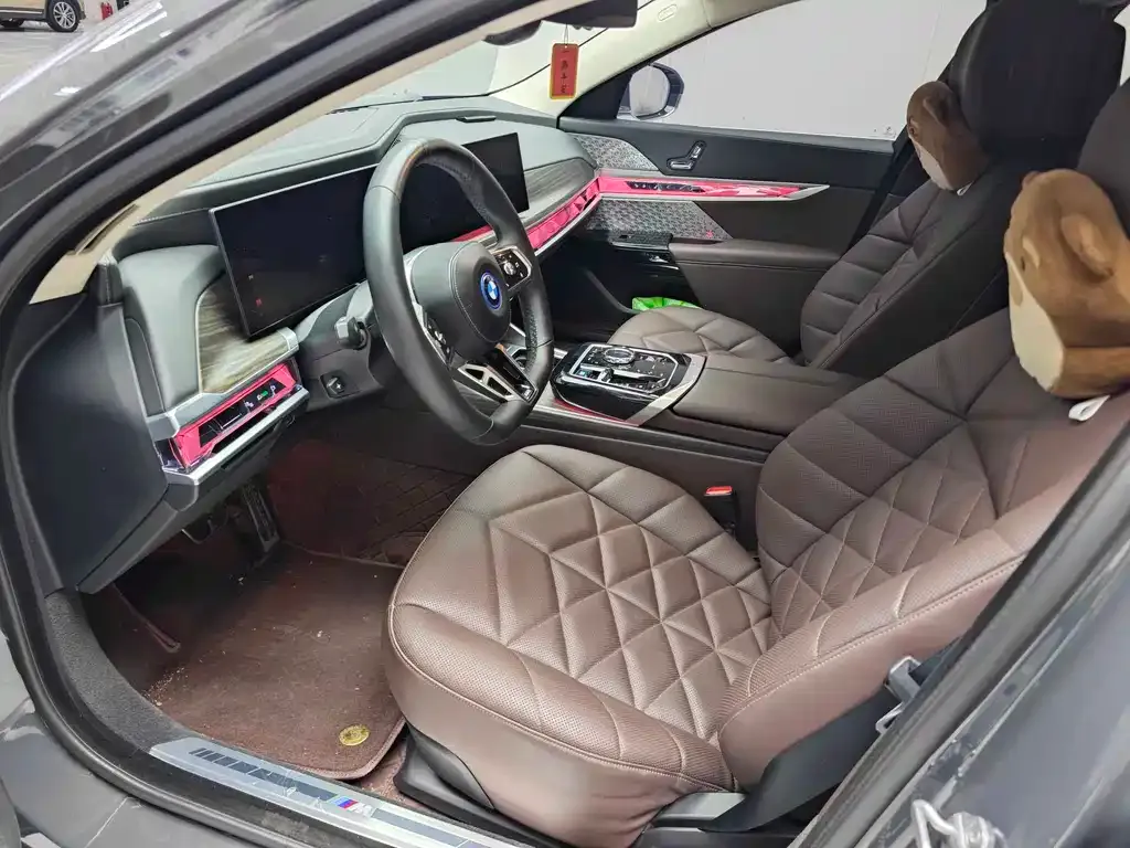 BMW i7 2024 из CN, фото 5
