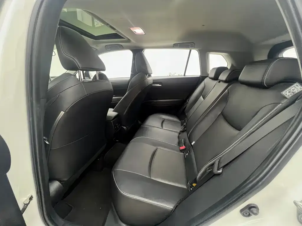 Toyota Frontlander 2022 из CN, фото 10