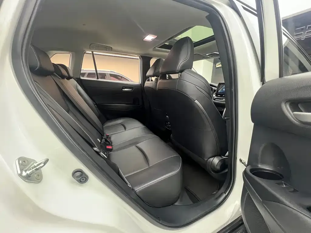 Toyota Frontlander 2022 из CN, фото 9