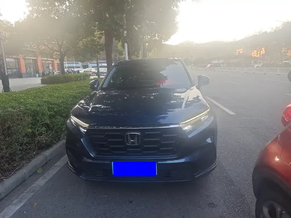 Honda CR-V 2023 из CN, фото 2