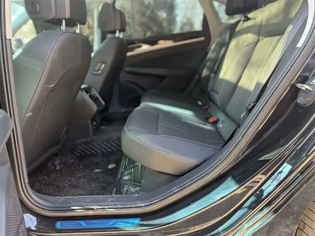 Volkswagen Passat — фото 10