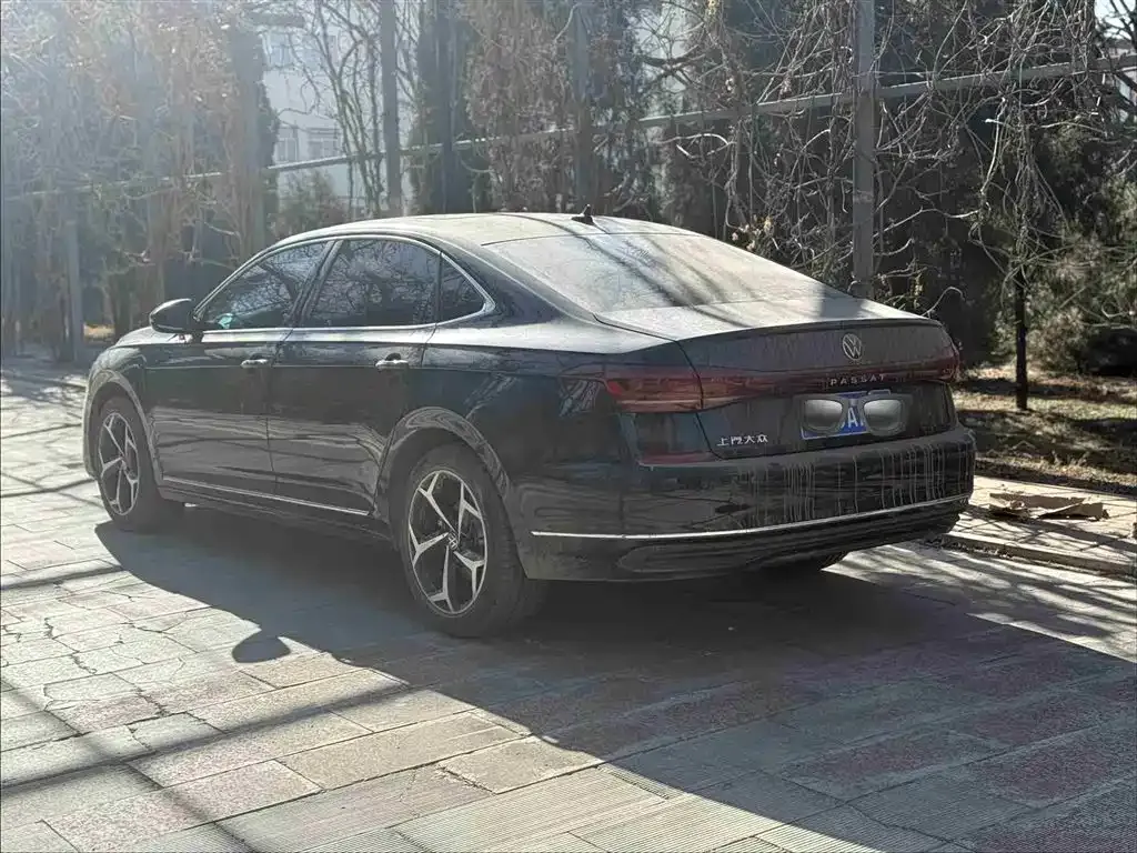 Volkswagen Passat — фото 4