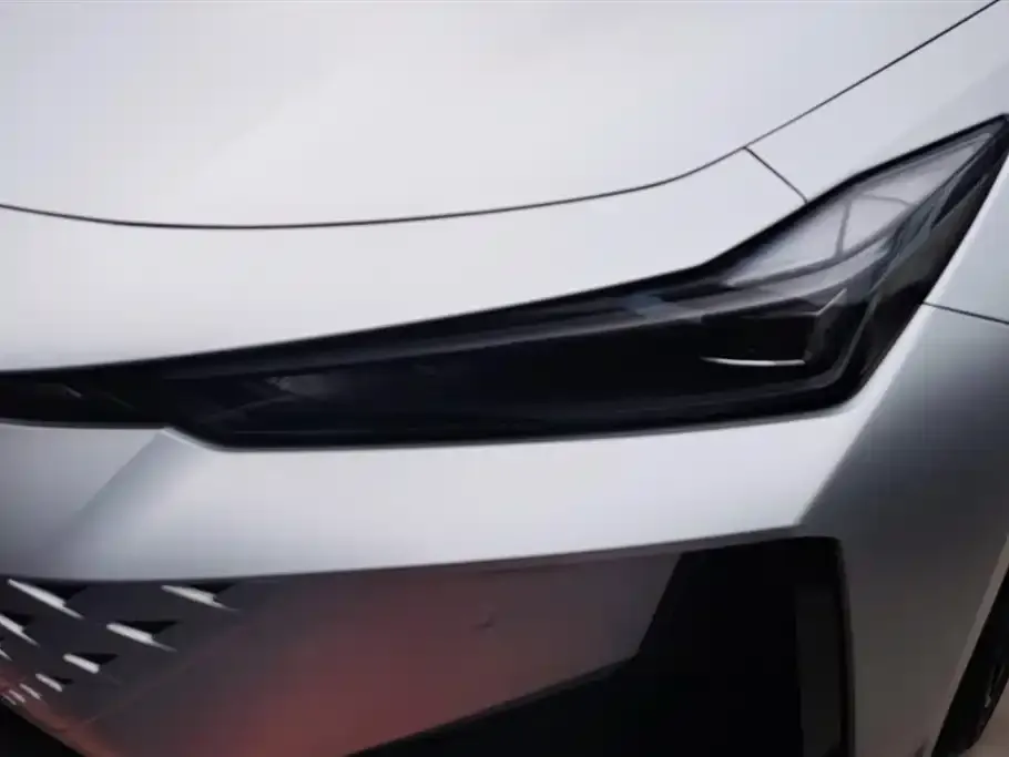 Changan UNI-V 2024 из CN, фото 7
