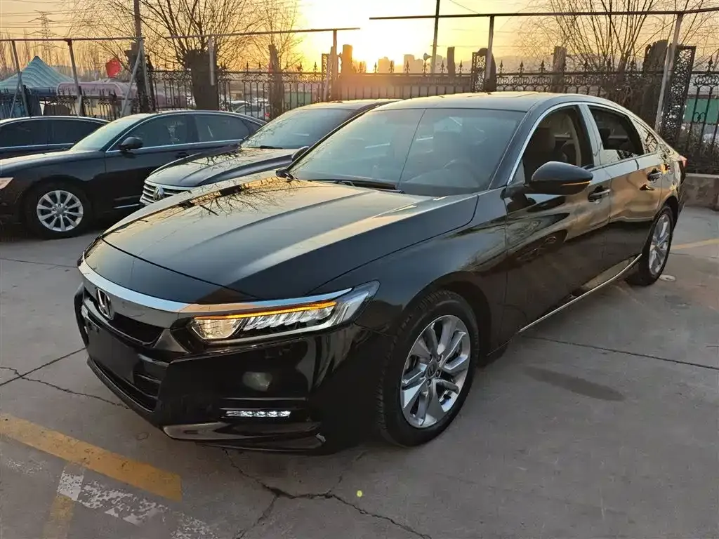 Honda Accord 2021 из CN, фото 2