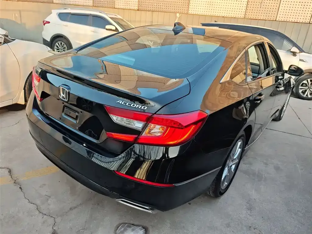Honda Accord 2021 из CN, фото 7