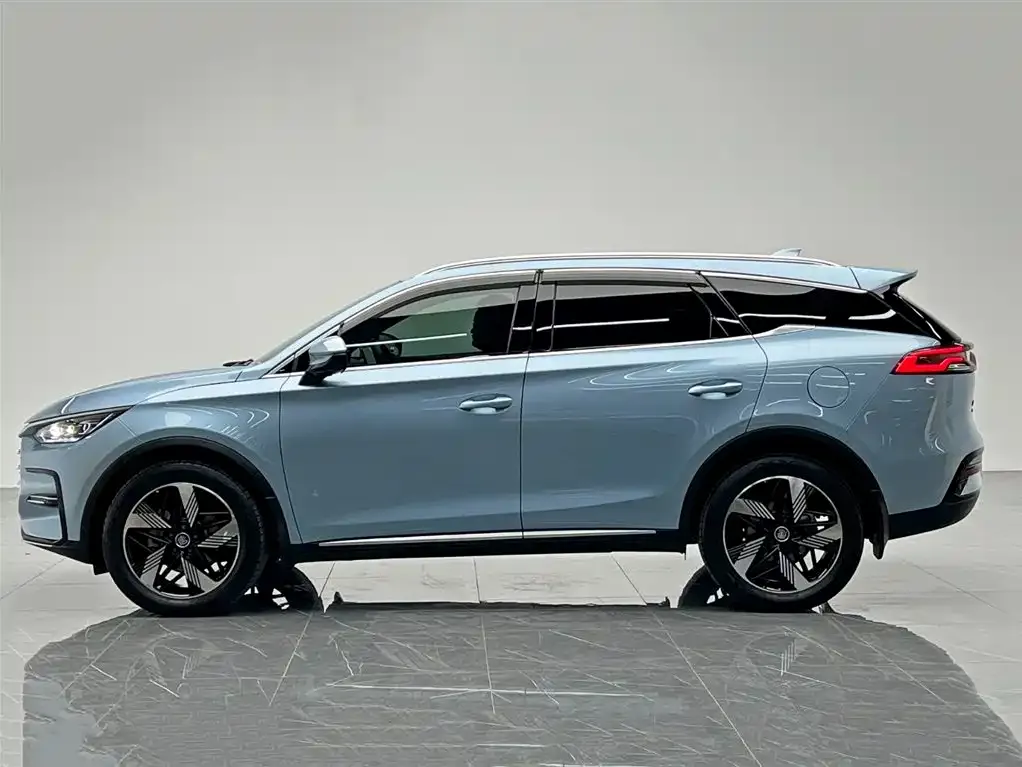 BYD Tang New Energy — фото 3