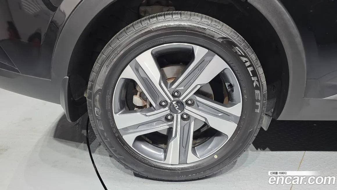 Kia Sorento — фото 6