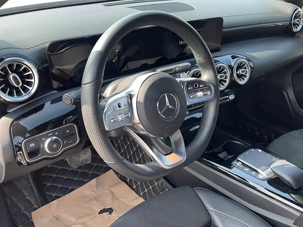 Mercedes-Benz A-Class 2021 из CN, фото 8