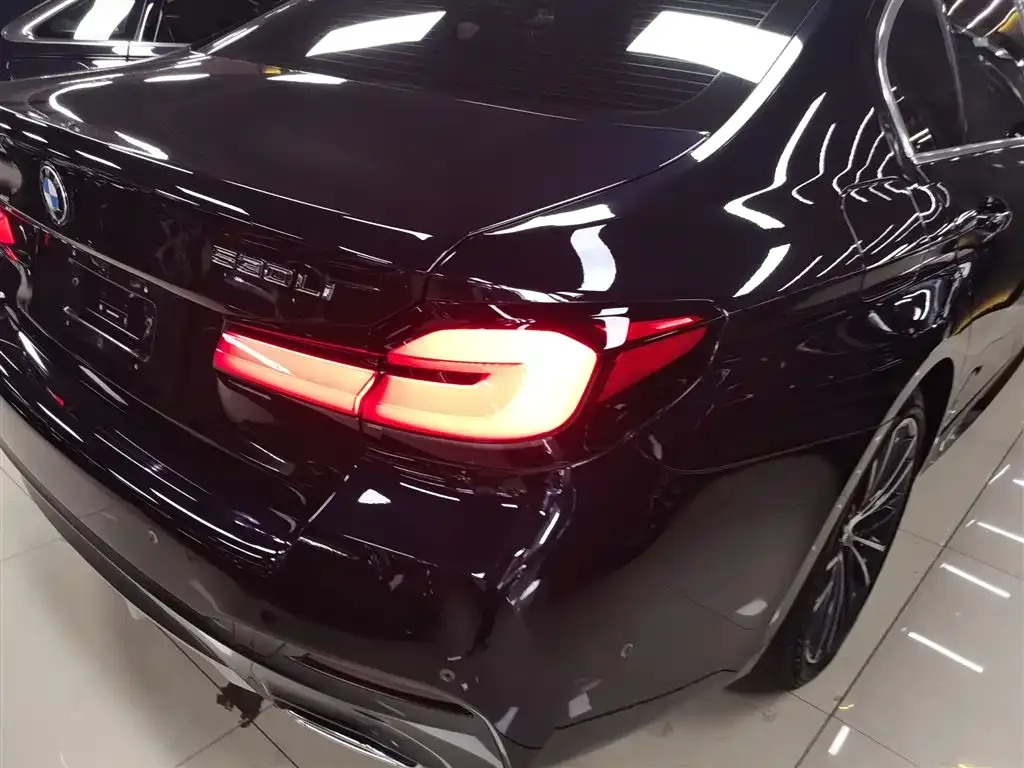 BMW 5 Series 2024 из CN, фото 3