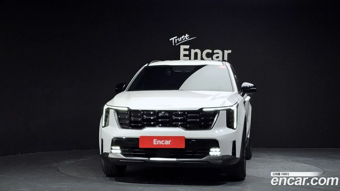 Kia Sorento — фото 8