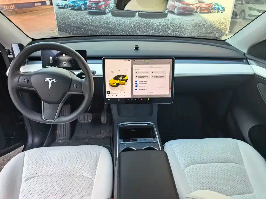 Tesla Model Y 2023 из CN, фото 9
