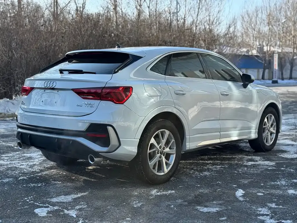 Audi Q3 Sportback 2022 из CN, фото 8