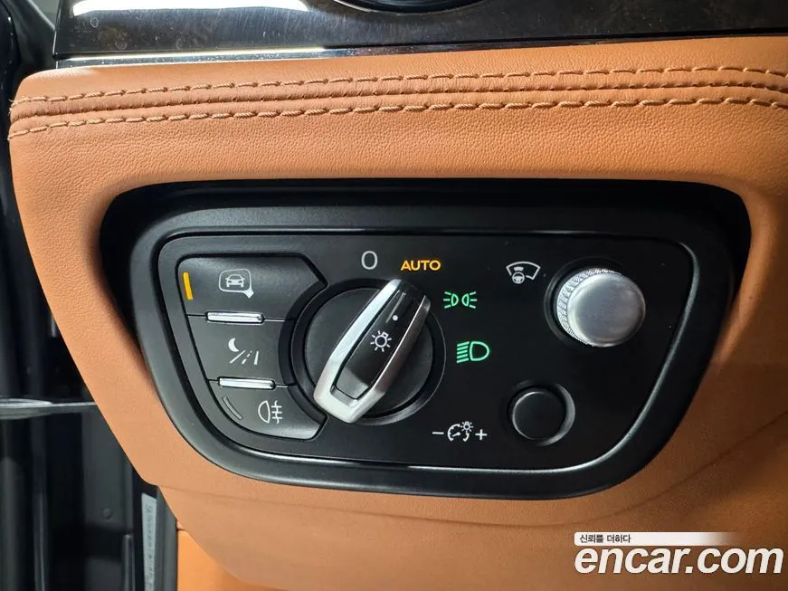 Bentley Bentayga 2021 из KR, фото 7