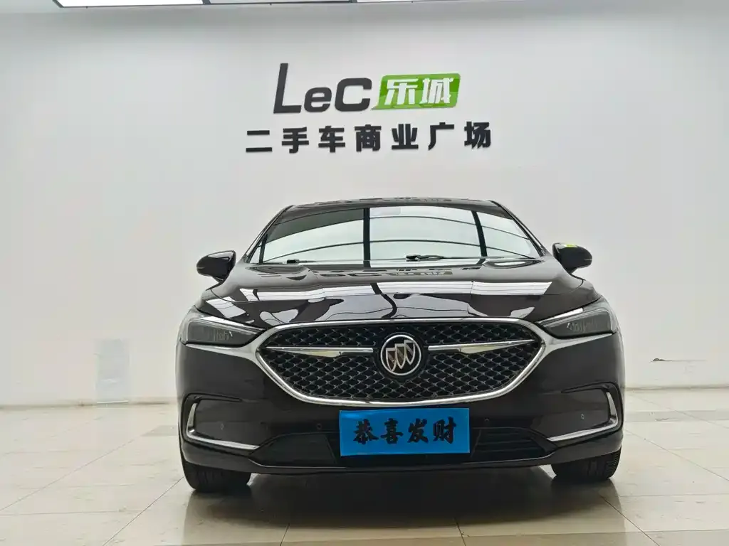 Buick LaCrosse 2021 из CN, фото 2