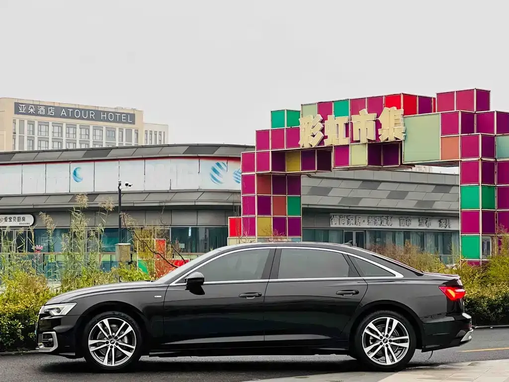 Audi A6L 2024 из CN, фото 3